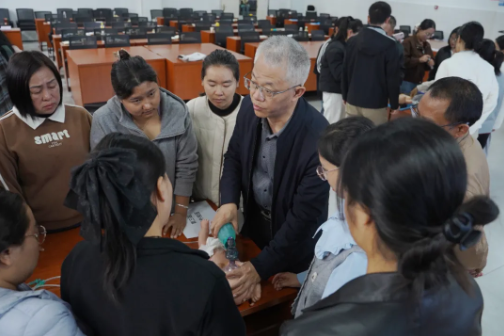 2025年澜沧县妇幼健康暨基层医疗卫生人员诊疗服务技能提升培训会圆满结束